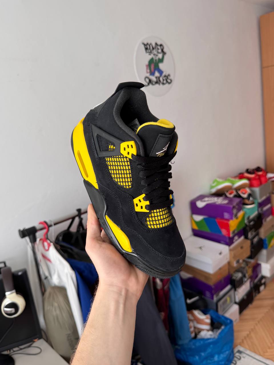 Nike Air Jordan 4 Yellow Thunder
