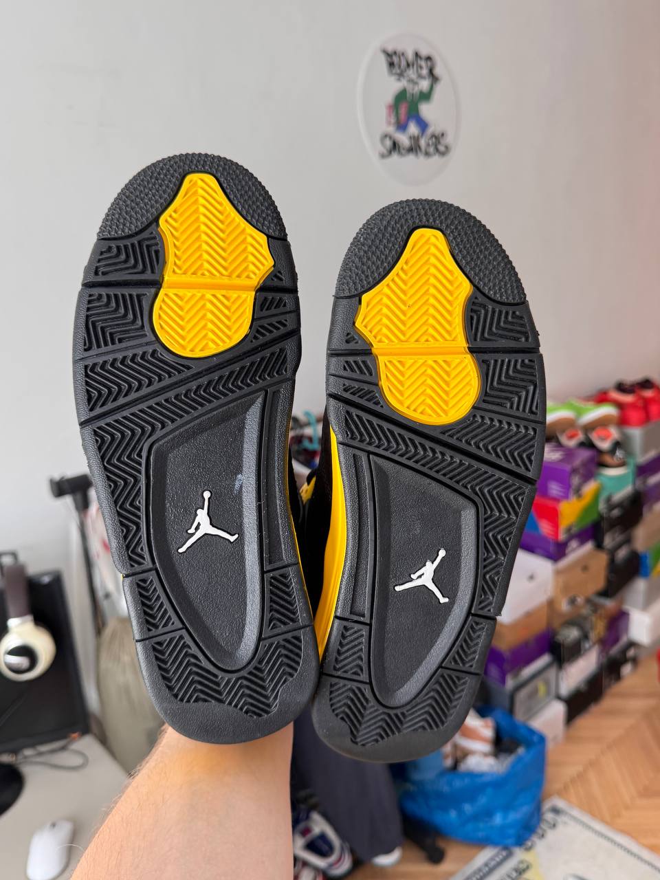 Nike Air Jordan 4 Yellow Thunder