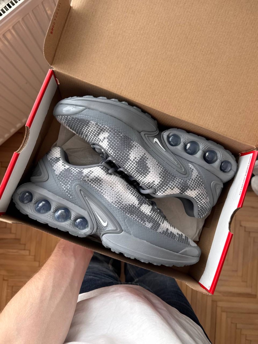 Nike Air Max Dn Photon Dust