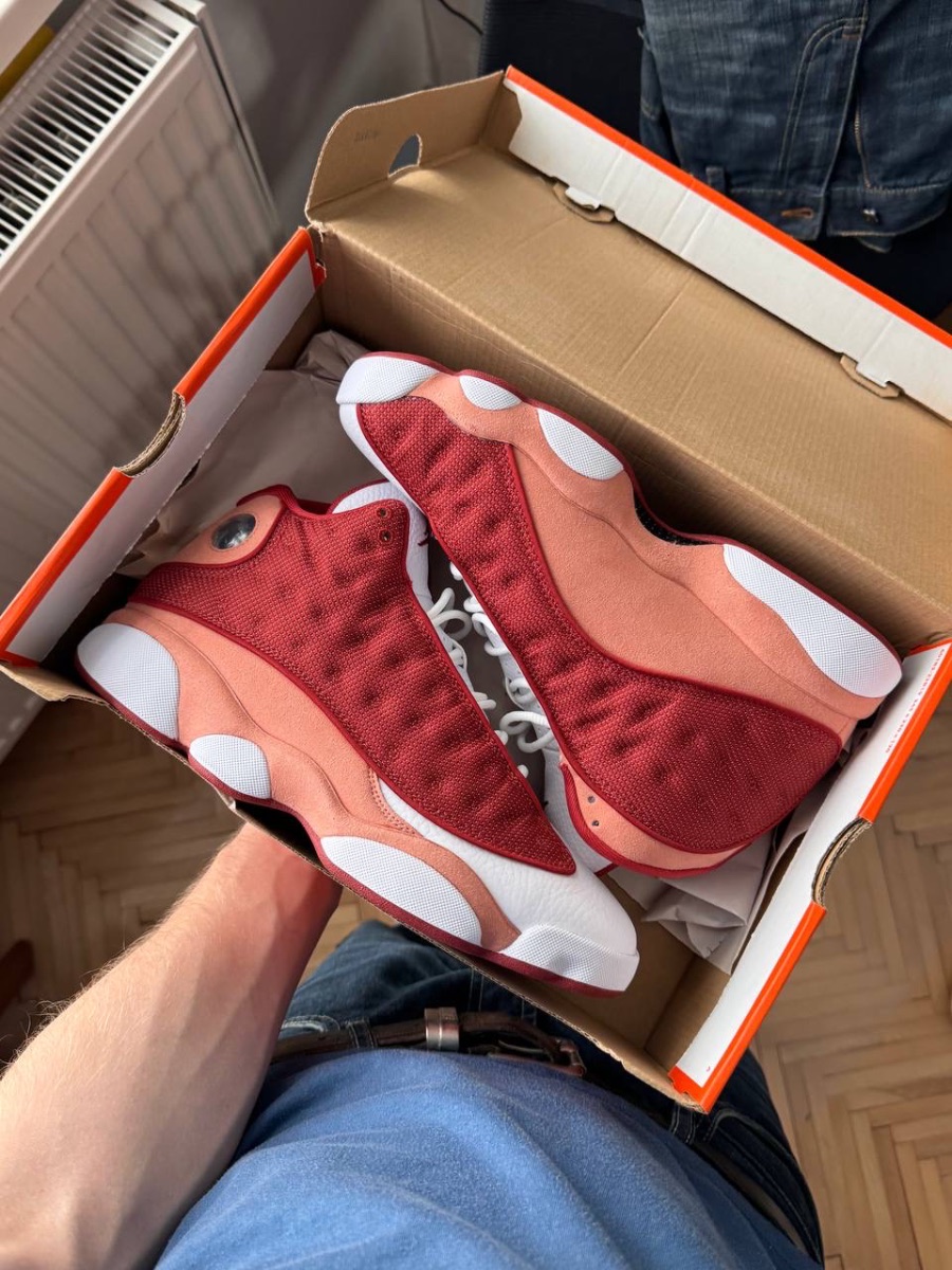 Nike Air Jordan 13 Dune Red