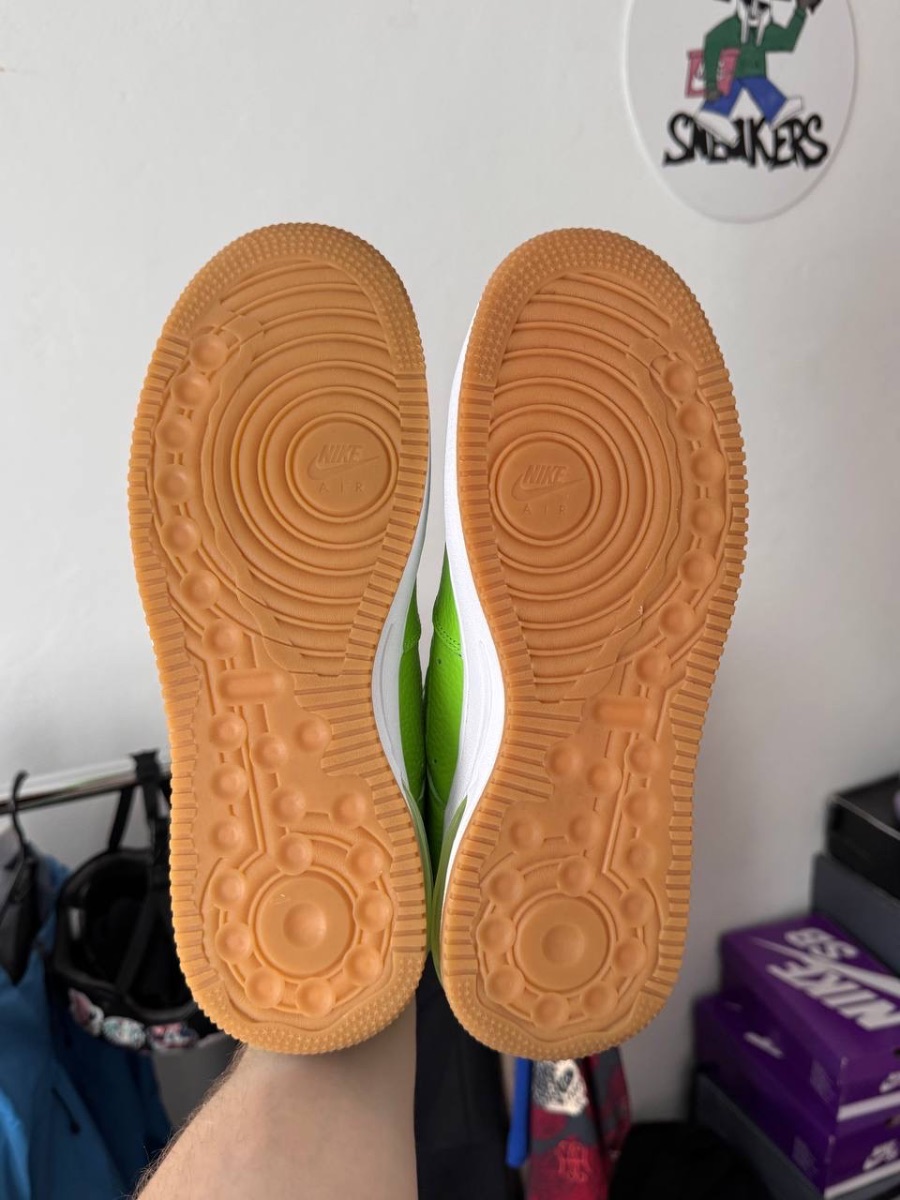 Nike Air Force 1 Evo Green Gum