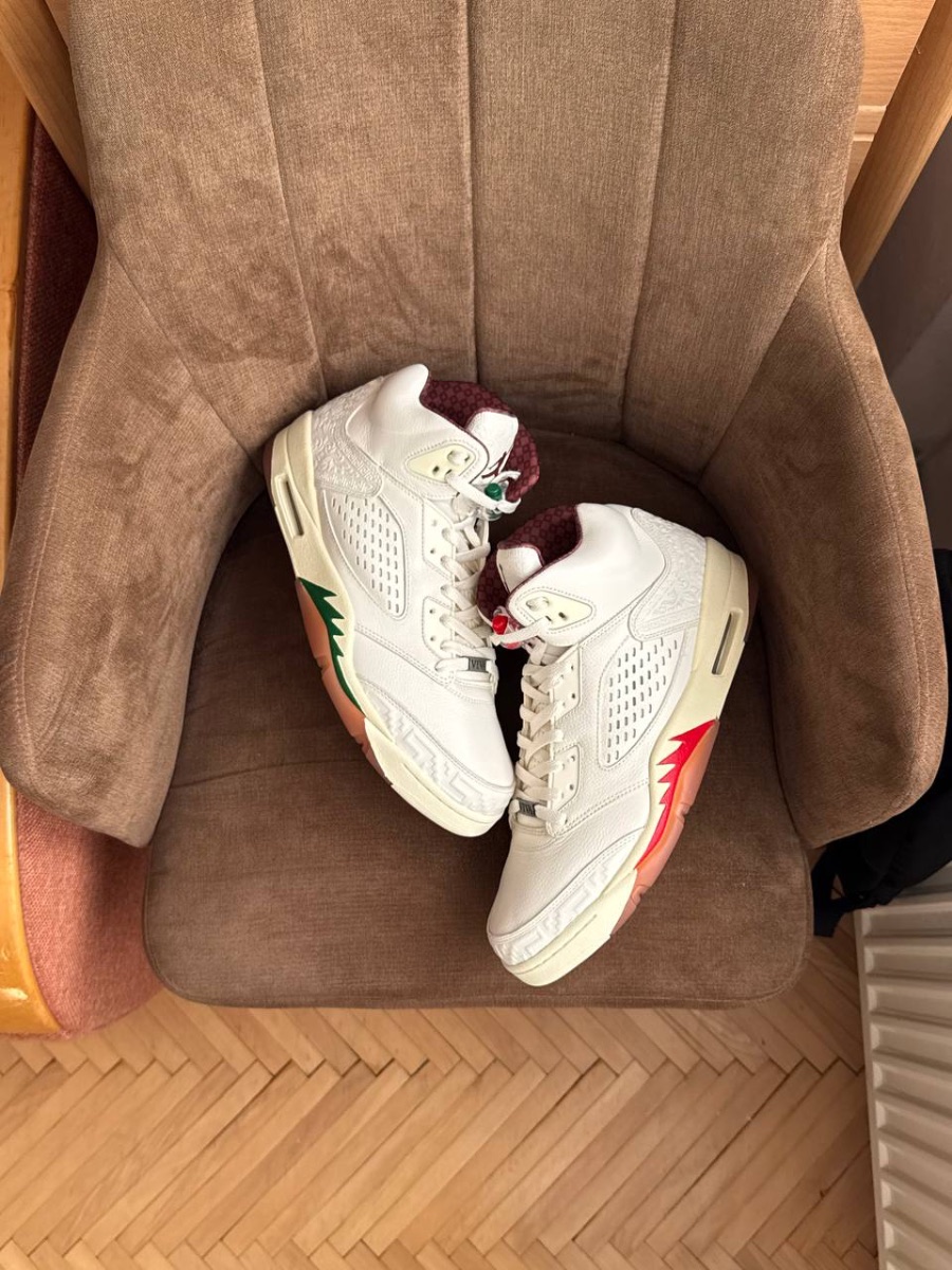 Nike Air Jordan 5 El Grito