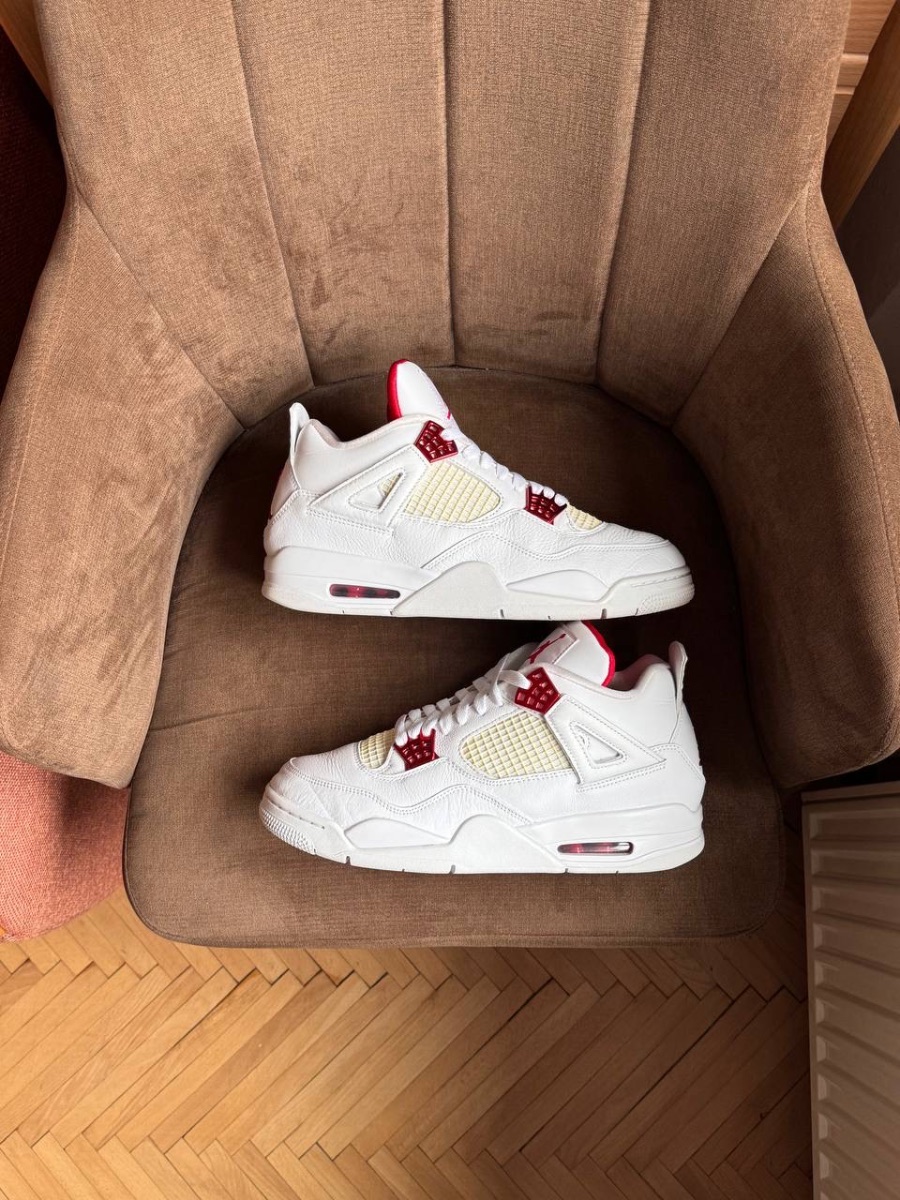 Nike Air Jordan 4 Metallic Red