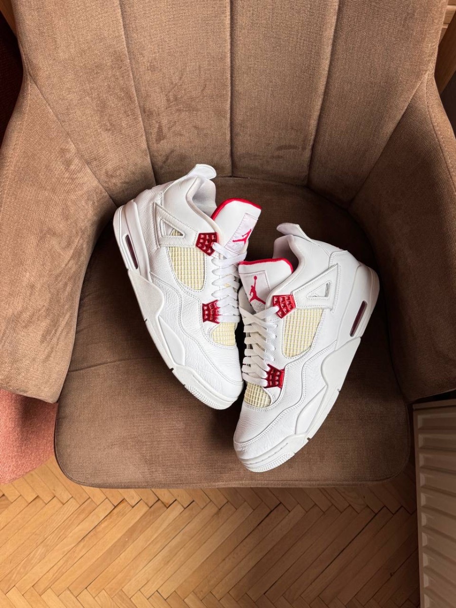 Nike Air Jordan 4 Metallic Red