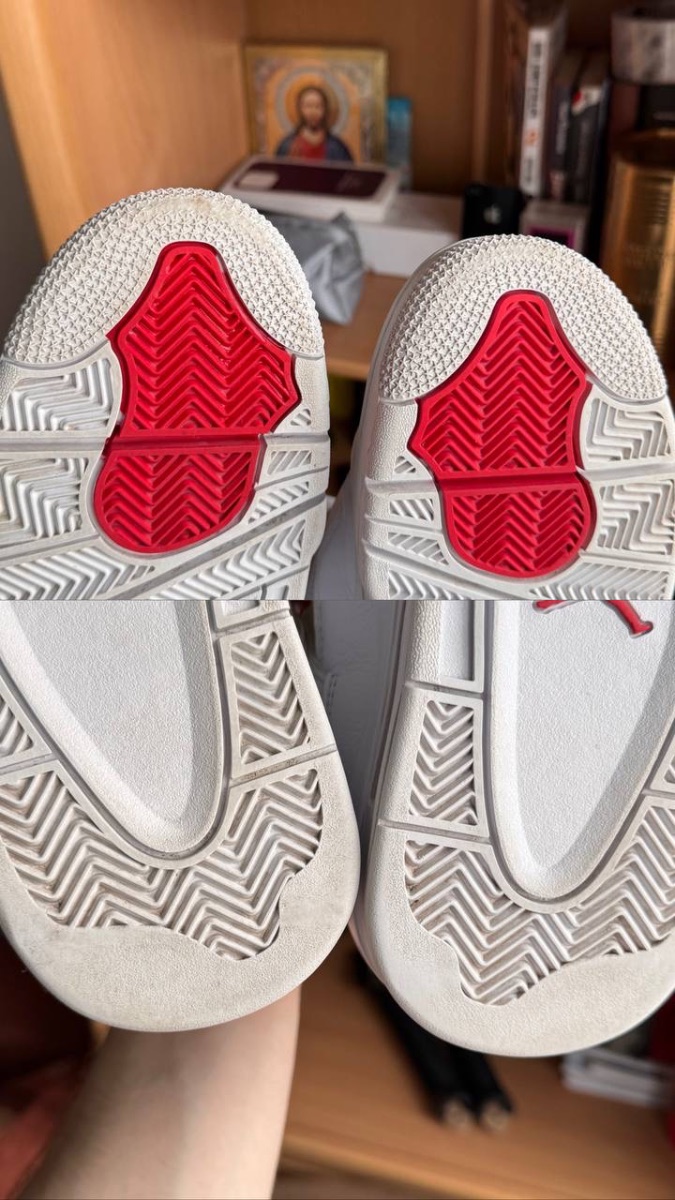 Nike Air Jordan 4 Metallic Red