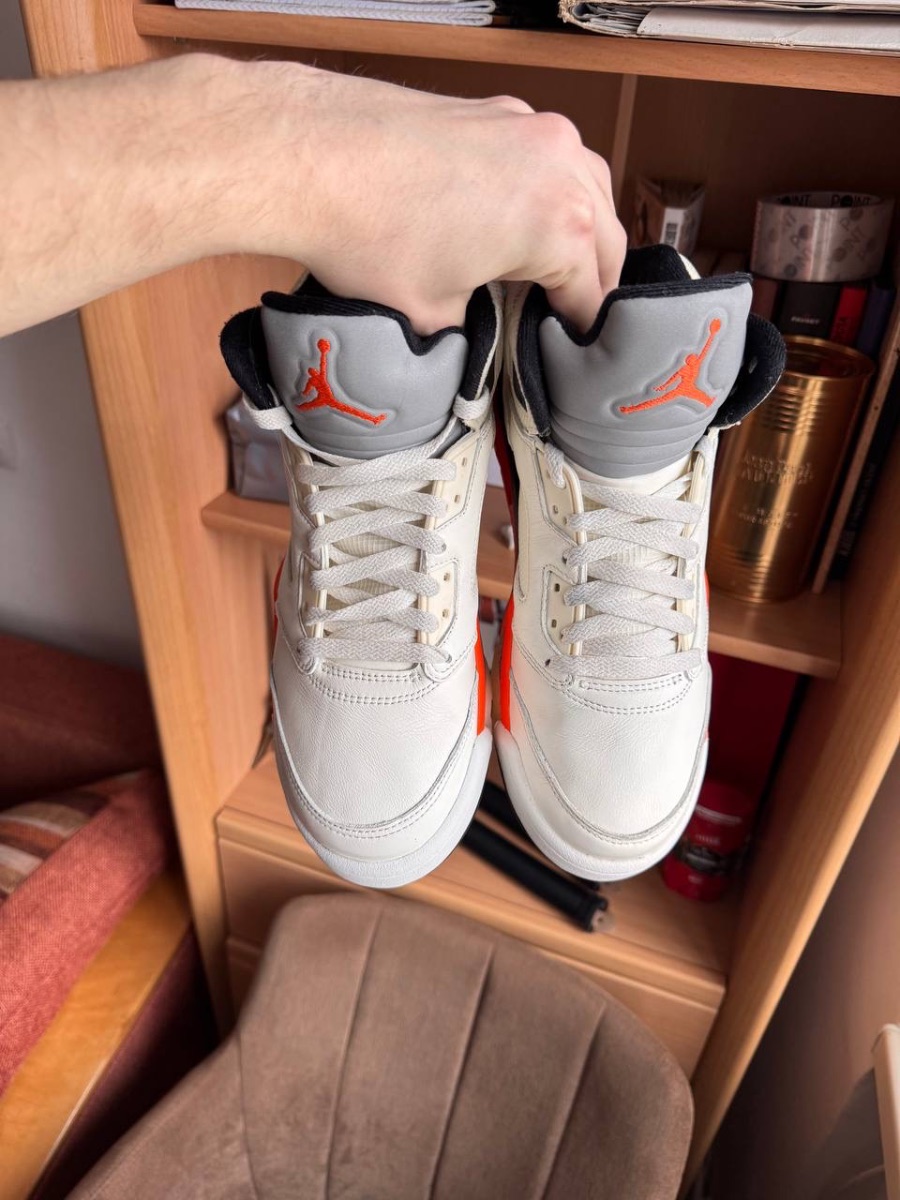 Nike Air Jordan 5 Shatered