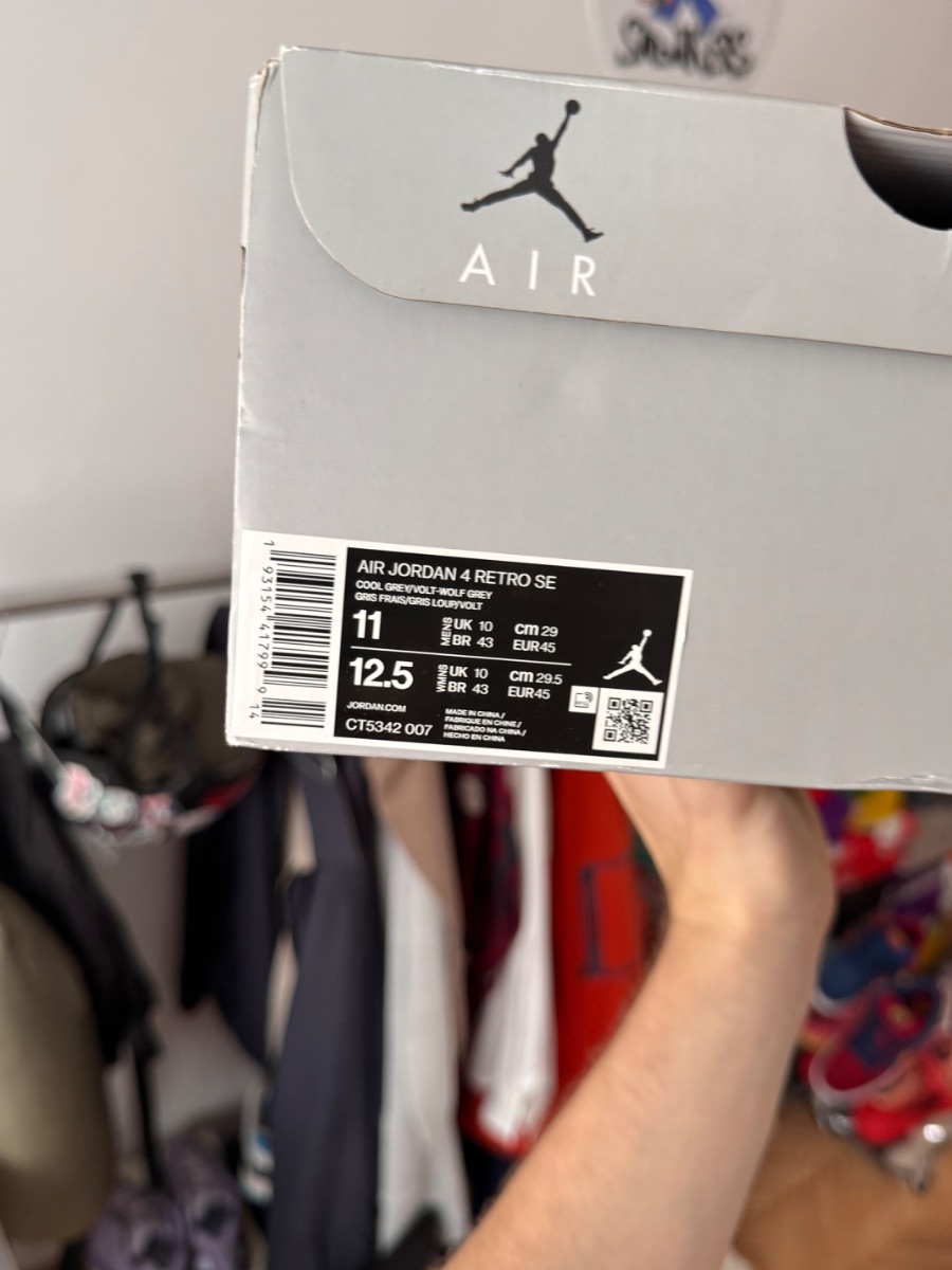Nike Air Jordan 4 Neon Grey