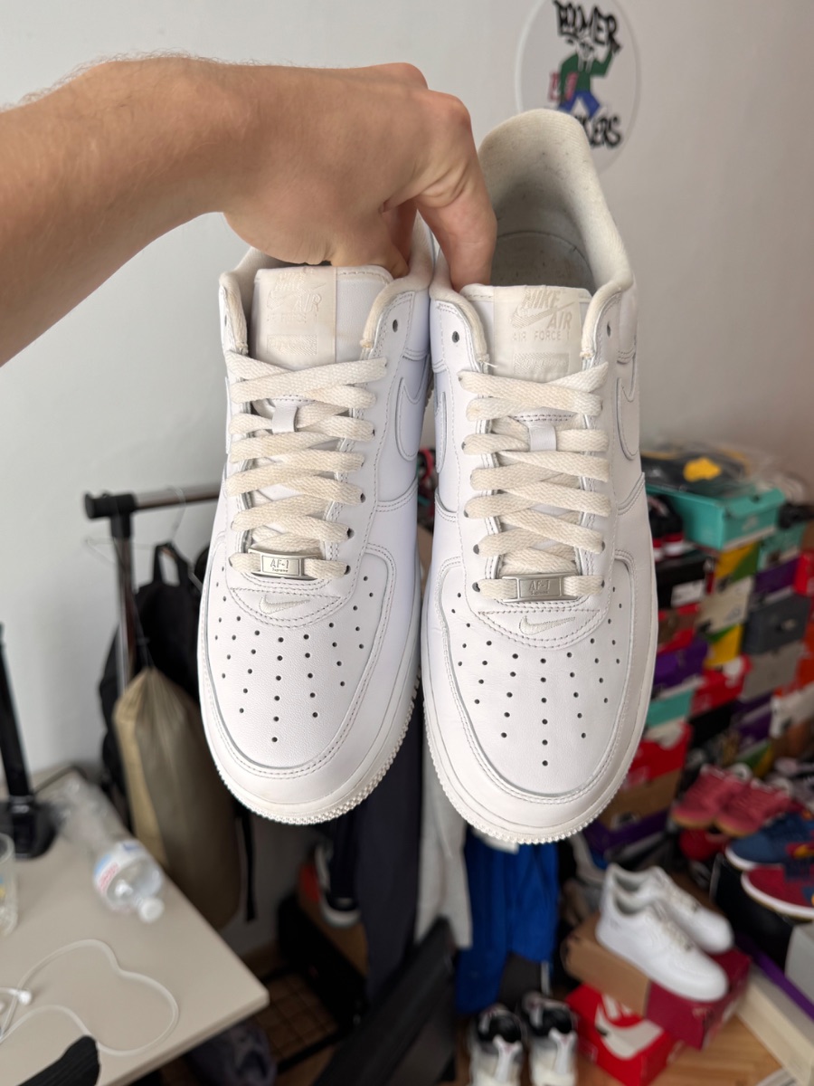Nike Air Force 1 White x Supreme