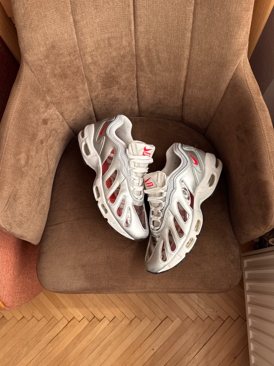 Nike Air Max 96 Silver x Supreme