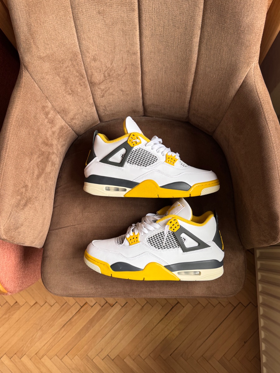 Nike Air Jordan 4 White Yellow